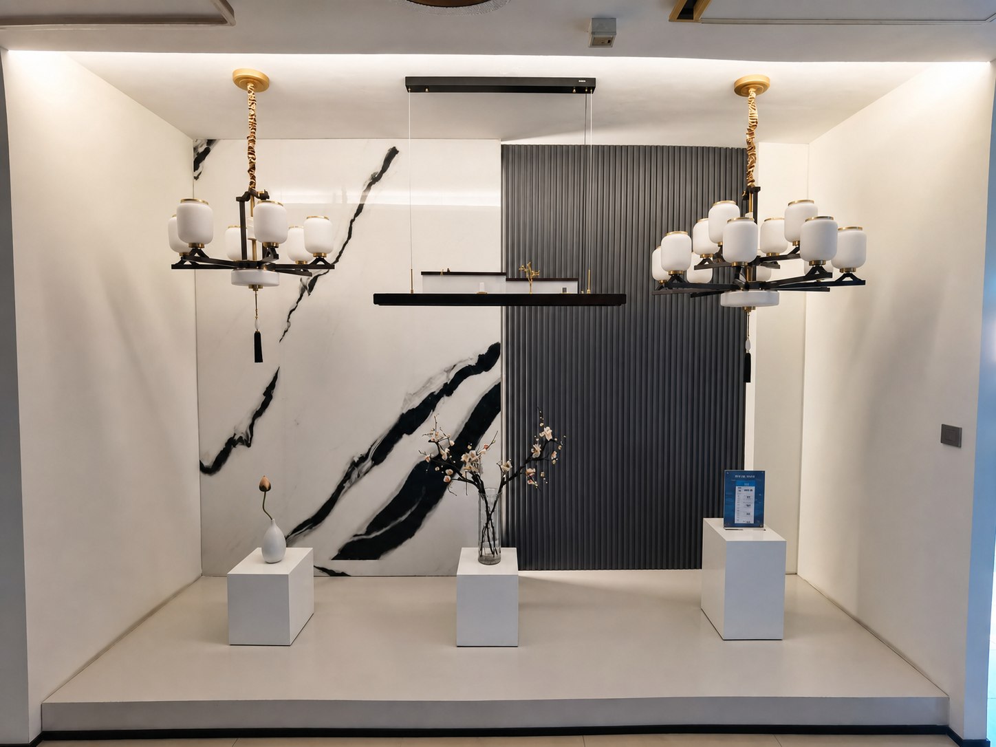 门店吊灯展示区和背景墙